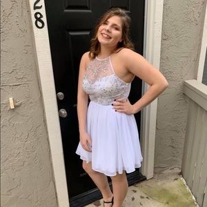 Meet your Posher, Sierra